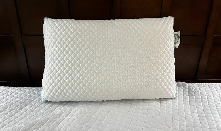 Top 11 Pillows for Neck Pain in 2024: Reviewed by Those Who Suffer from Neck Pain 6